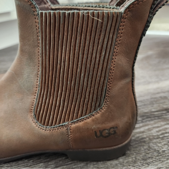COPY - Ugg jo Chelsea boots size 7.5 - Picture 3 of 5